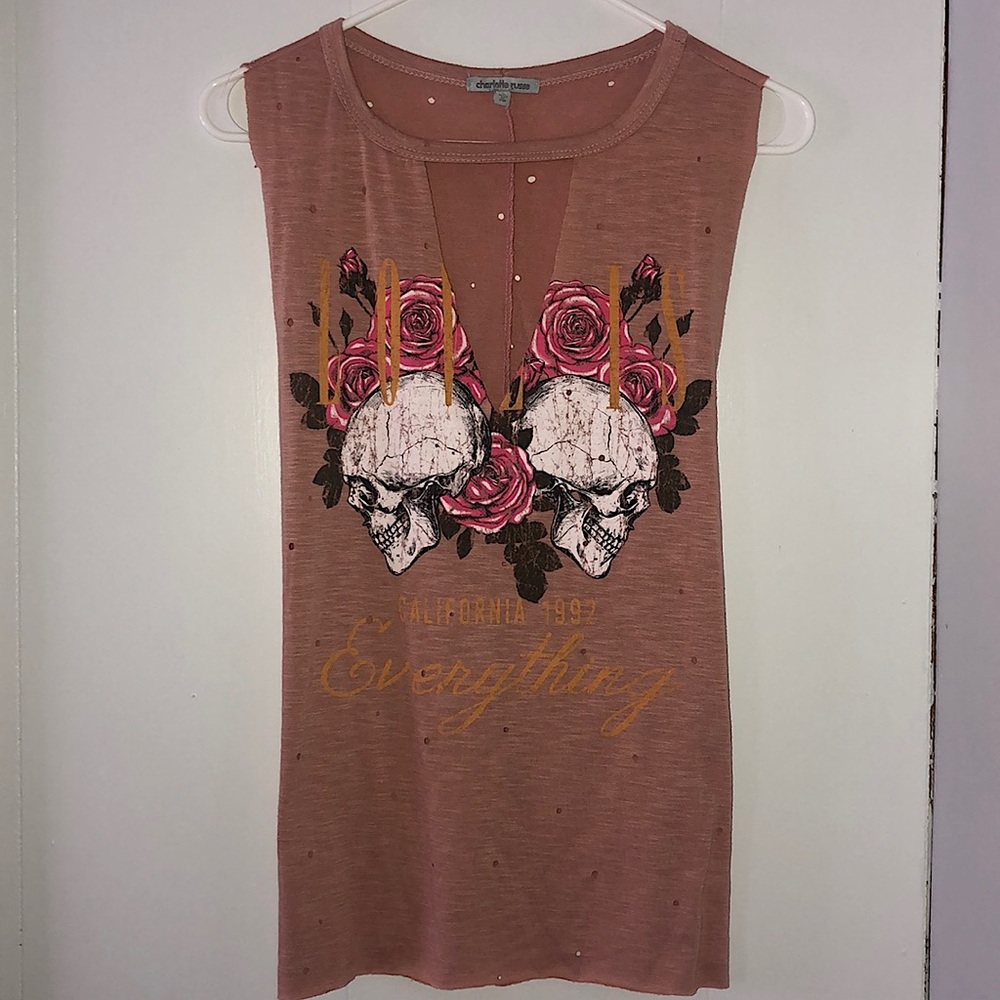 V-Cutout Round Neck Graphic Muscle T - Picture 1 of 3